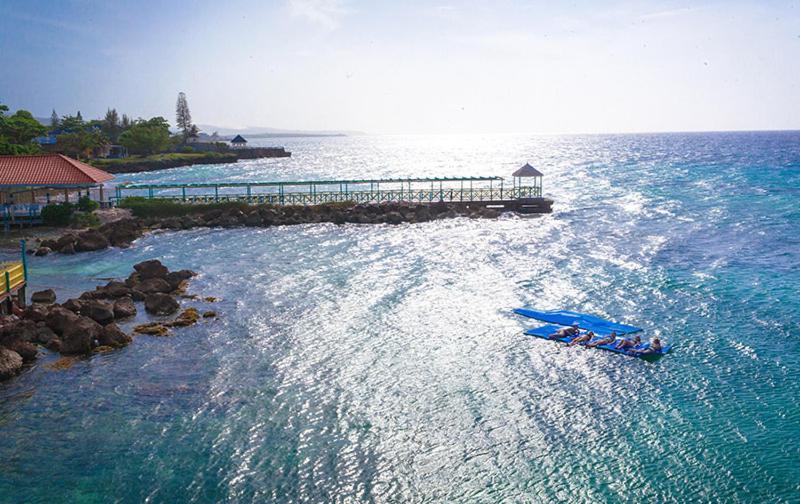Franklyn D Resort & Spa All Inclusive Runaway Bay Exteriör bild