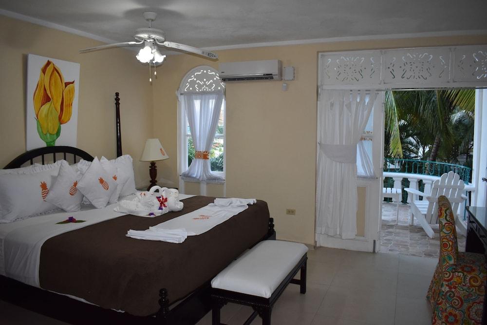 Franklyn D Resort & Spa All Inclusive Runaway Bay Exteriör bild