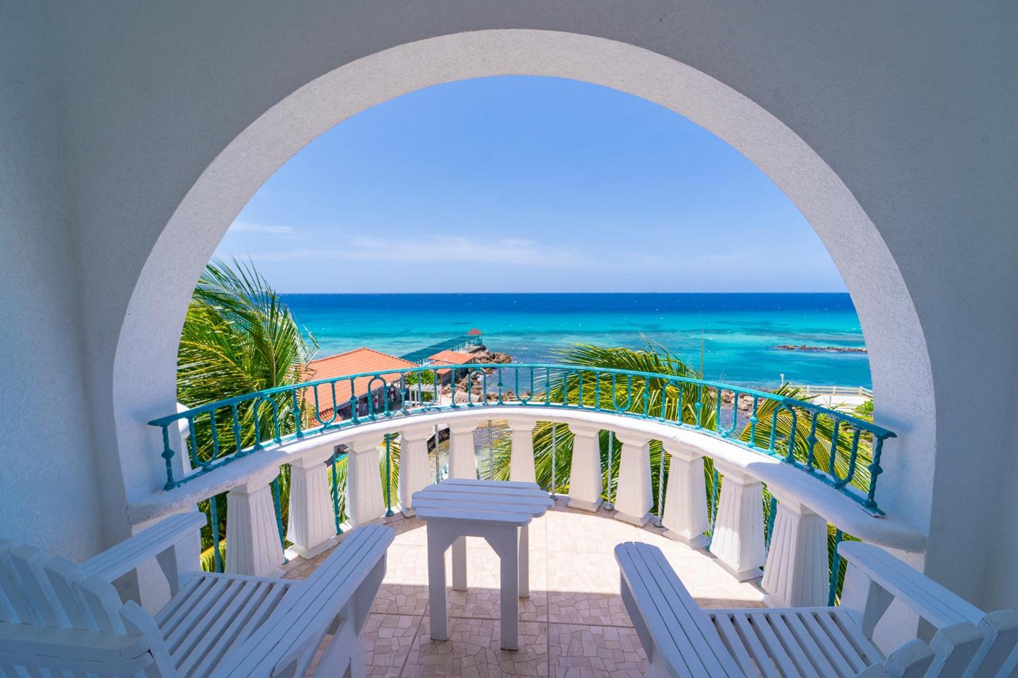 Franklyn D Resort & Spa All Inclusive Runaway Bay Exteriör bild