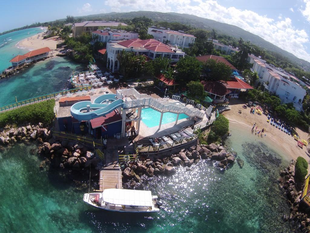 Franklyn D Resort & Spa All Inclusive Runaway Bay Exteriör bild