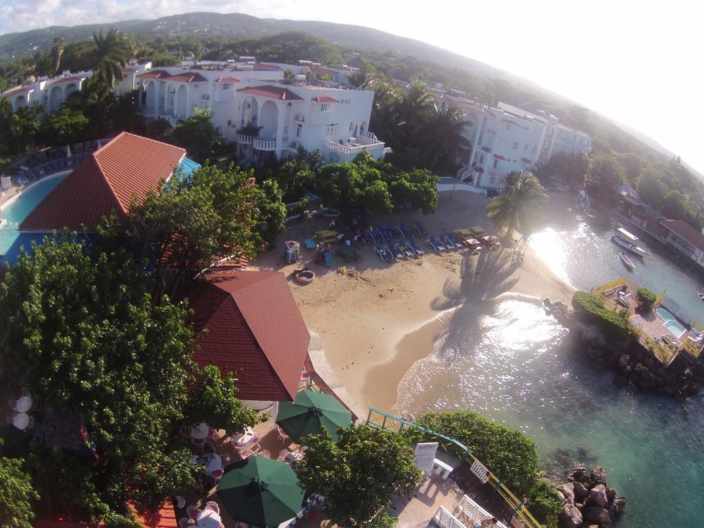 Franklyn D Resort & Spa All Inclusive Runaway Bay Exteriör bild