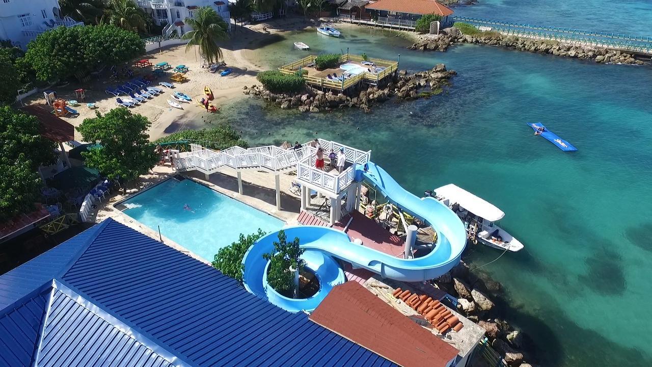 Franklyn D Resort & Spa All Inclusive Runaway Bay Exteriör bild