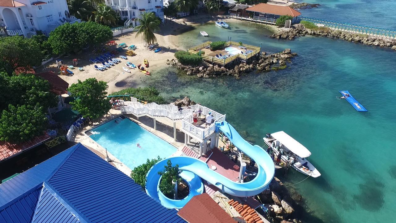 Franklyn D Resort & Spa All Inclusive Runaway Bay Exteriör bild